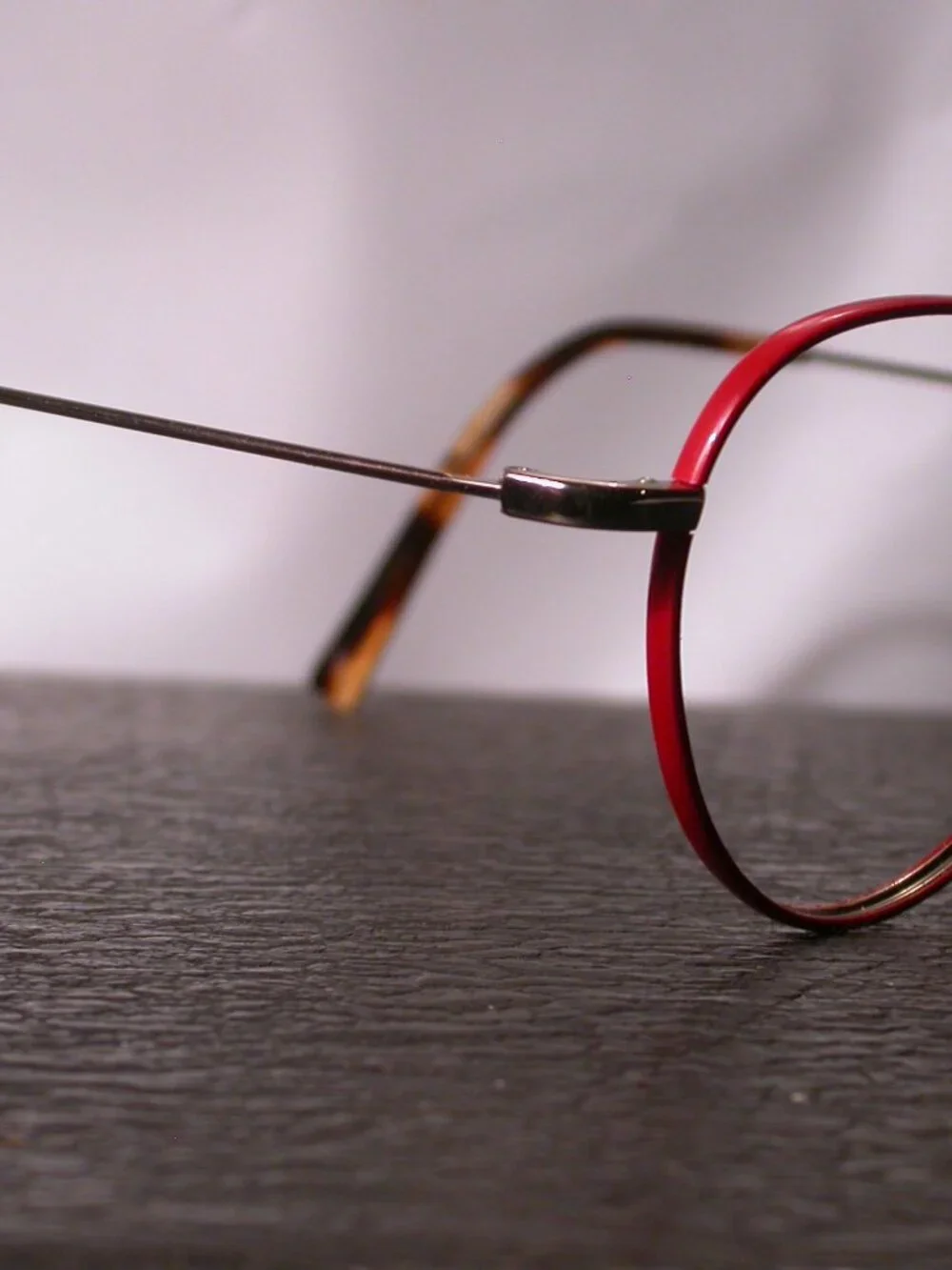Warby Parker Arlen Red and Gold Round Tortoise Eyeglasses Frames